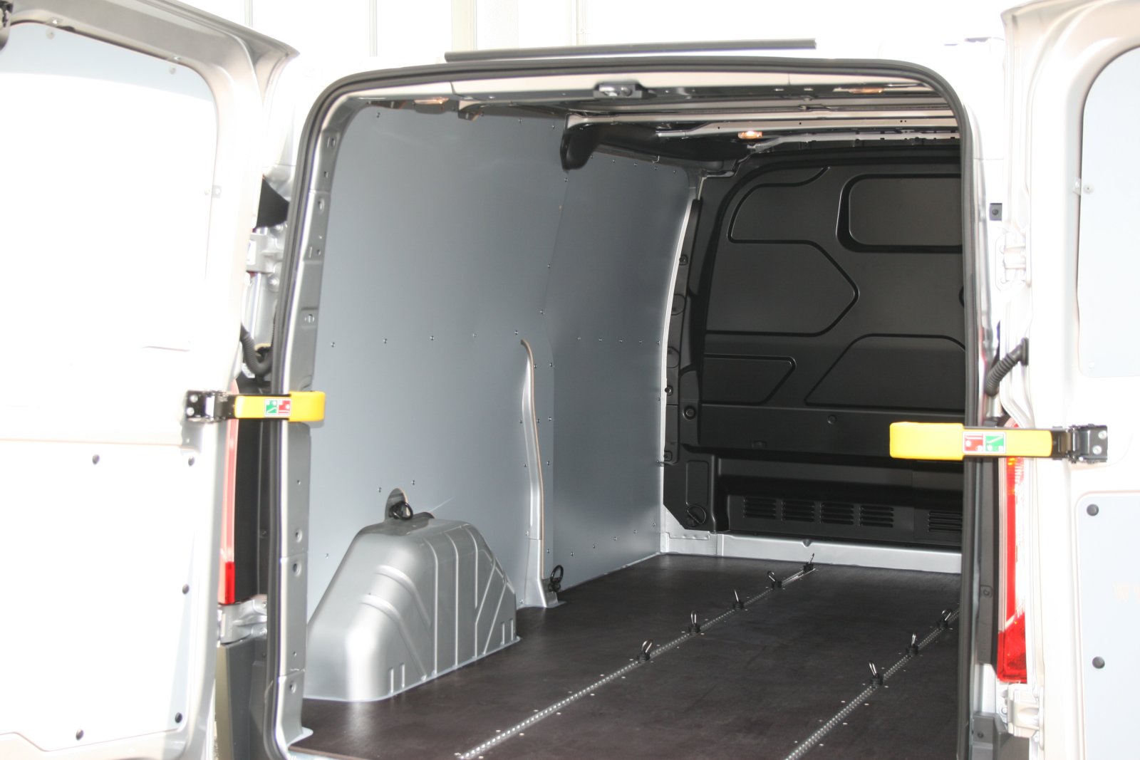 Seitenwandverkleidung, Siebdruckboden