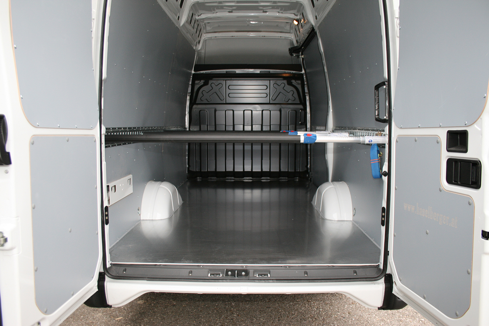 haselberger_iveco_daily_02