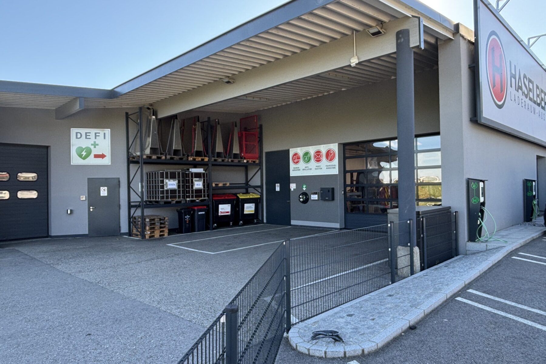 Öffentlich zugänglicher Defibrillator